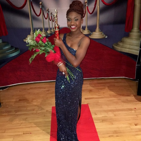 Meet your Posher, Ty - Picture 3 of 5